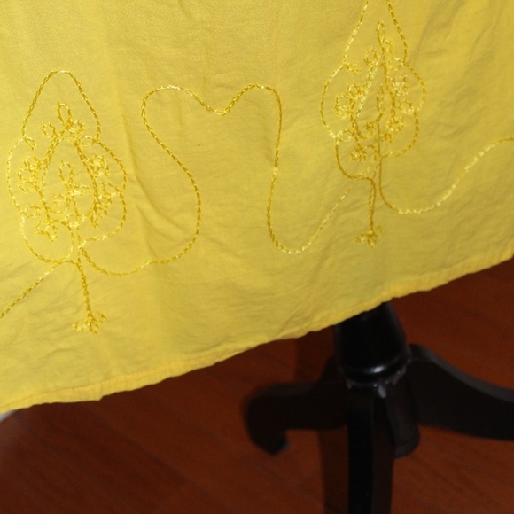 Jackpot, yellow one size sleeveless dress...... - Picture 6 of 8